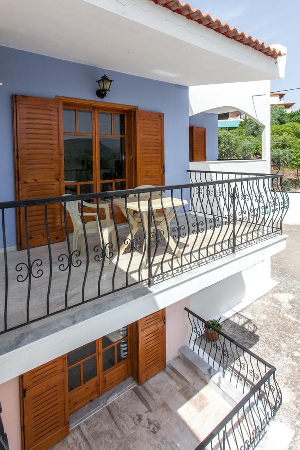 Orelia Pension Tolón Exteriör bild